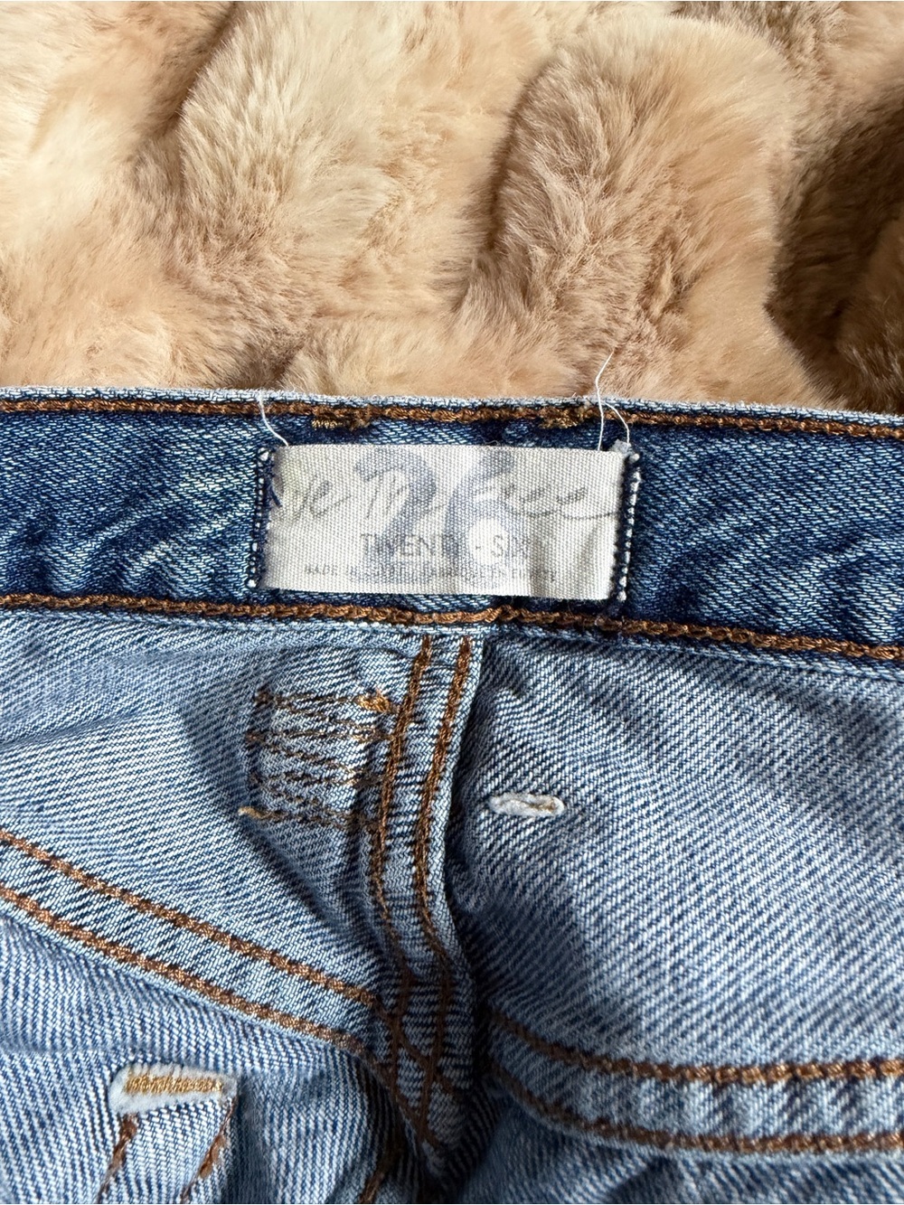 We the Free Light Blue Distressed Denim Shorts - Women's Casual Summer Cutoffs - Picture 4 of 5